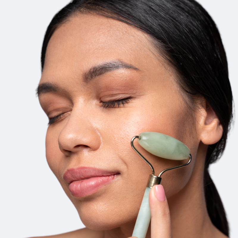 Gua-Sha et Rouleau Visage massage facial