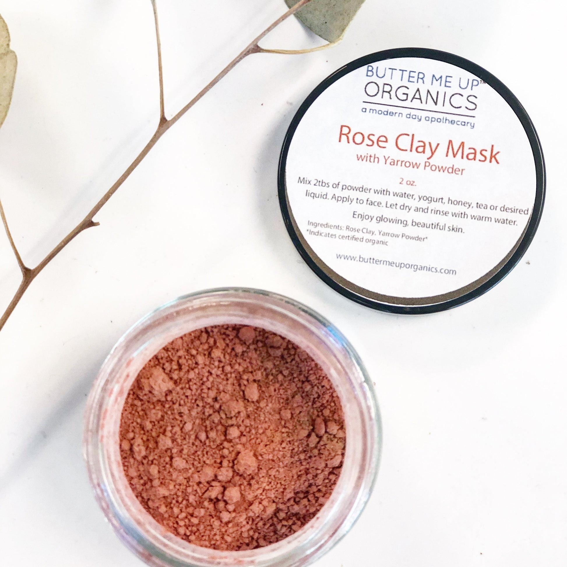 Masque visage à l'argile rose